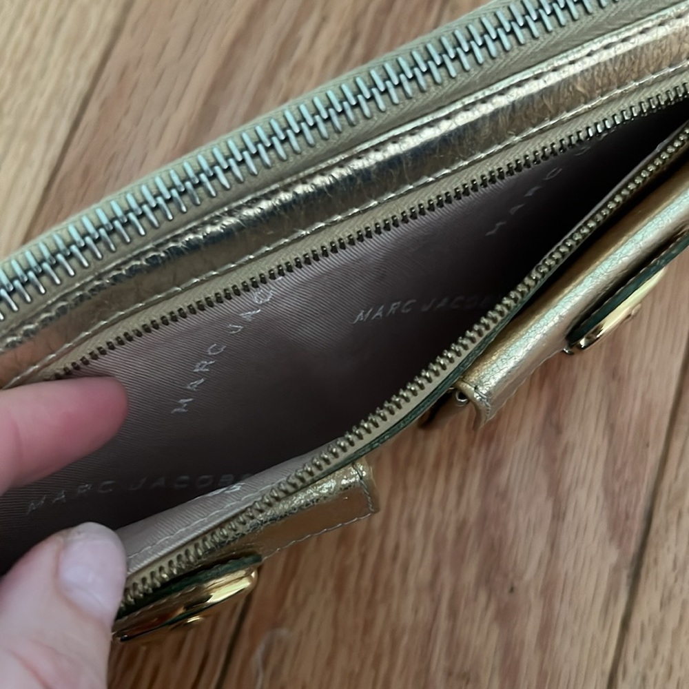 Marc Jacobs Metallic Gold Leather Clutch Wristlet - Picture 3 of 6